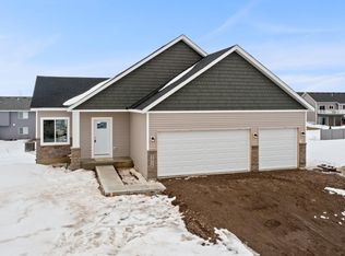 2416 14th St NE, Faribault, MN 55021