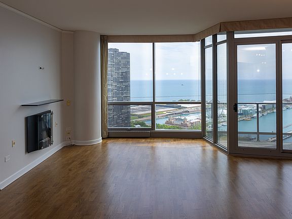 5th image of 420 E Waterside Dr Unit 4114