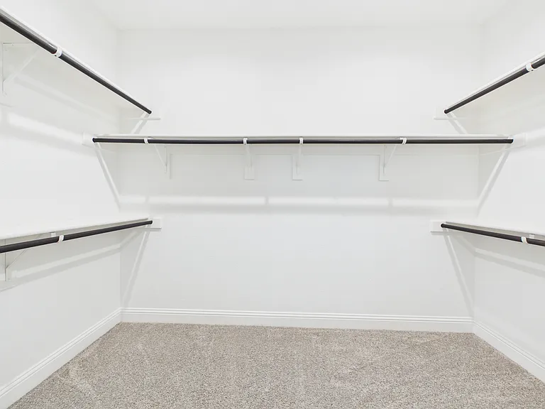 2304 Blackcap St — Photo 28