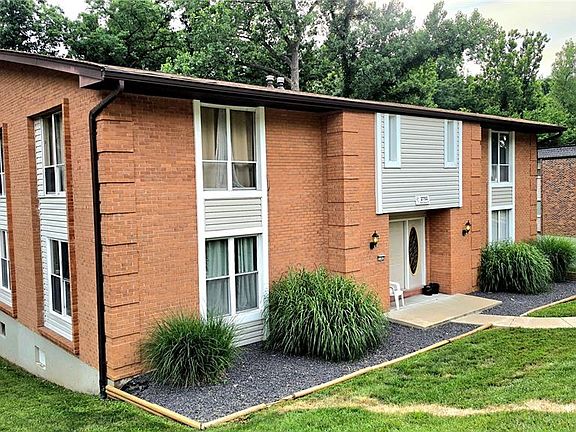 2nd image of 2752 Blackforest Dr APT D