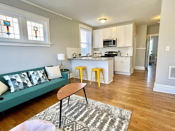 5th image of 2130 Cleveland Pl #1S