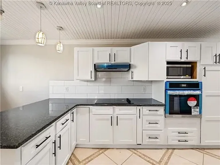 1501 Knob Rd — Photo 12