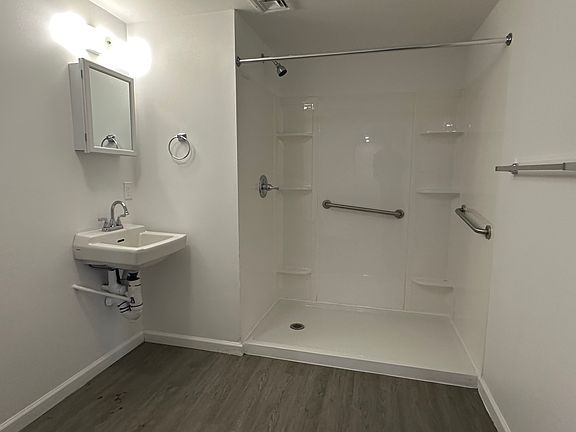 First Floor Bathroom