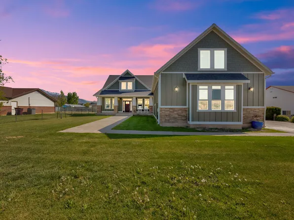 547 W 2550 N, Harrisville, UT 84404