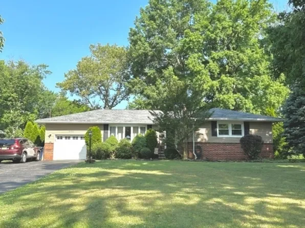 532 Valley Rd, Clark Twp., NJ 07066