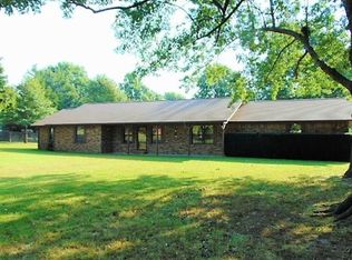 2501 Valley View Dr, Springdale, AR 72762