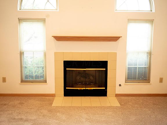 4th image of 2437 Sportsman Dr