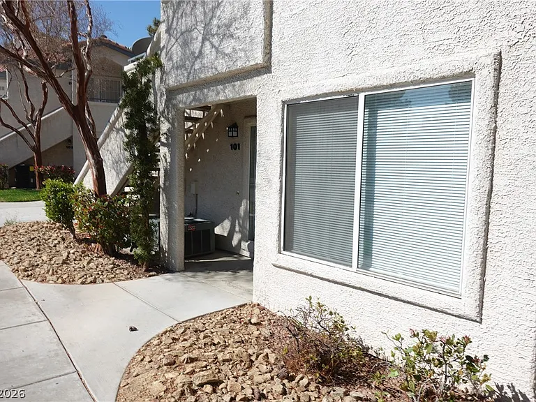 3131 Key Largo Dr #101 — Photo 42