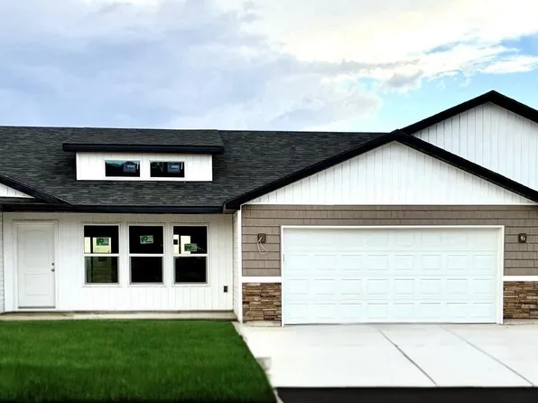 940 Applewood Dr, Buhl, ID 83316