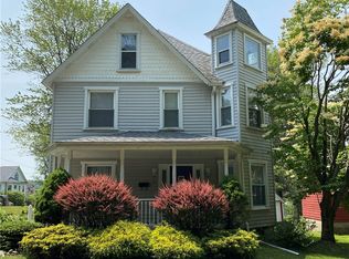 24 Chestnut St, Mount Jewett, PA 16735