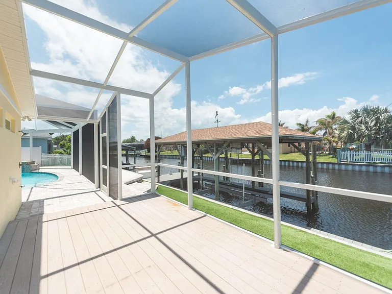 444 Finch Dr — Photo 29