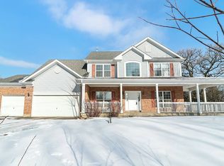 27146 W Highland Rd, Barrington, IL 60010