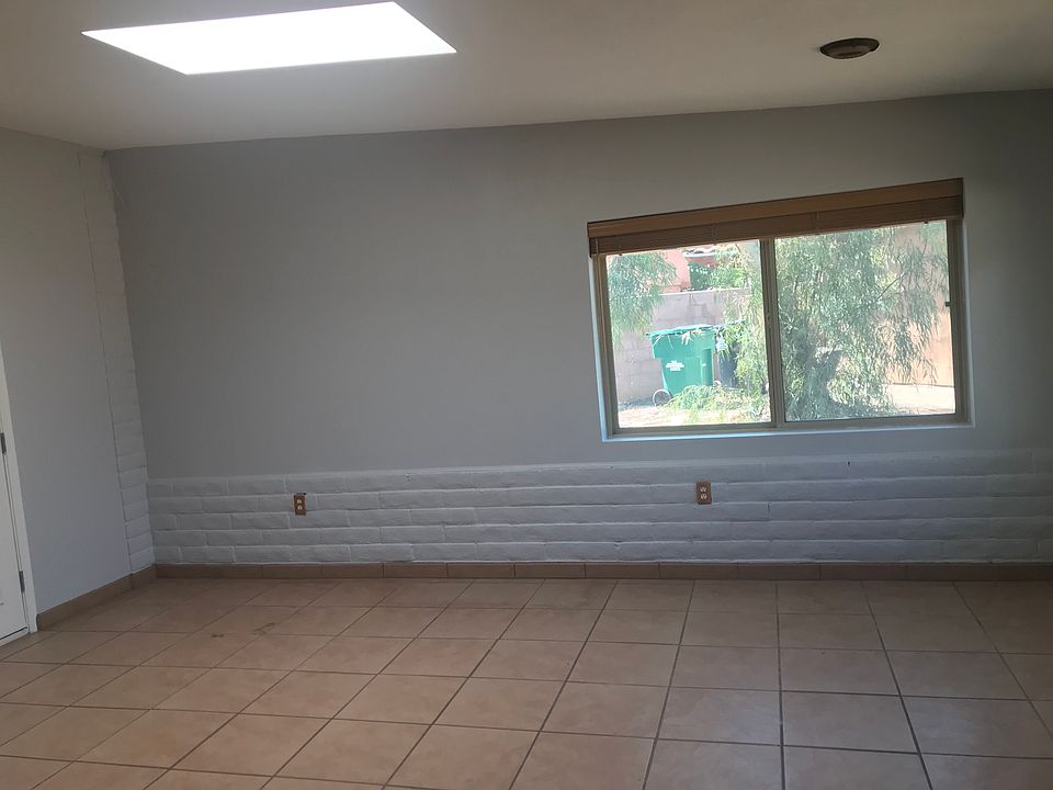 Entertainment room