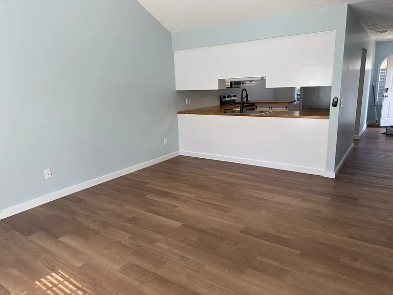 1141 Northlake Dr #1141 — Photo 9