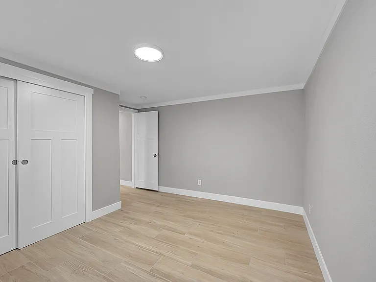 1584 Meade St — Photo 13