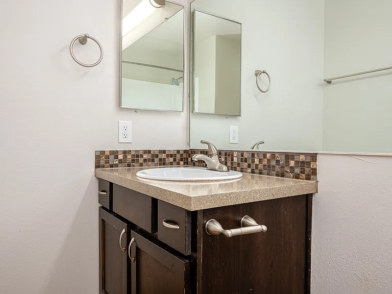 Haven Lake Oswego | Bathroom