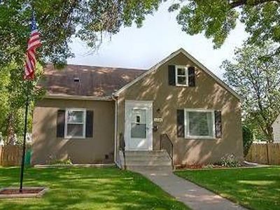 5645 25th Ave S, Minneapolis, MN, 55417