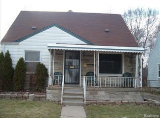 8247 Heyden St, Detroit, MI 48228