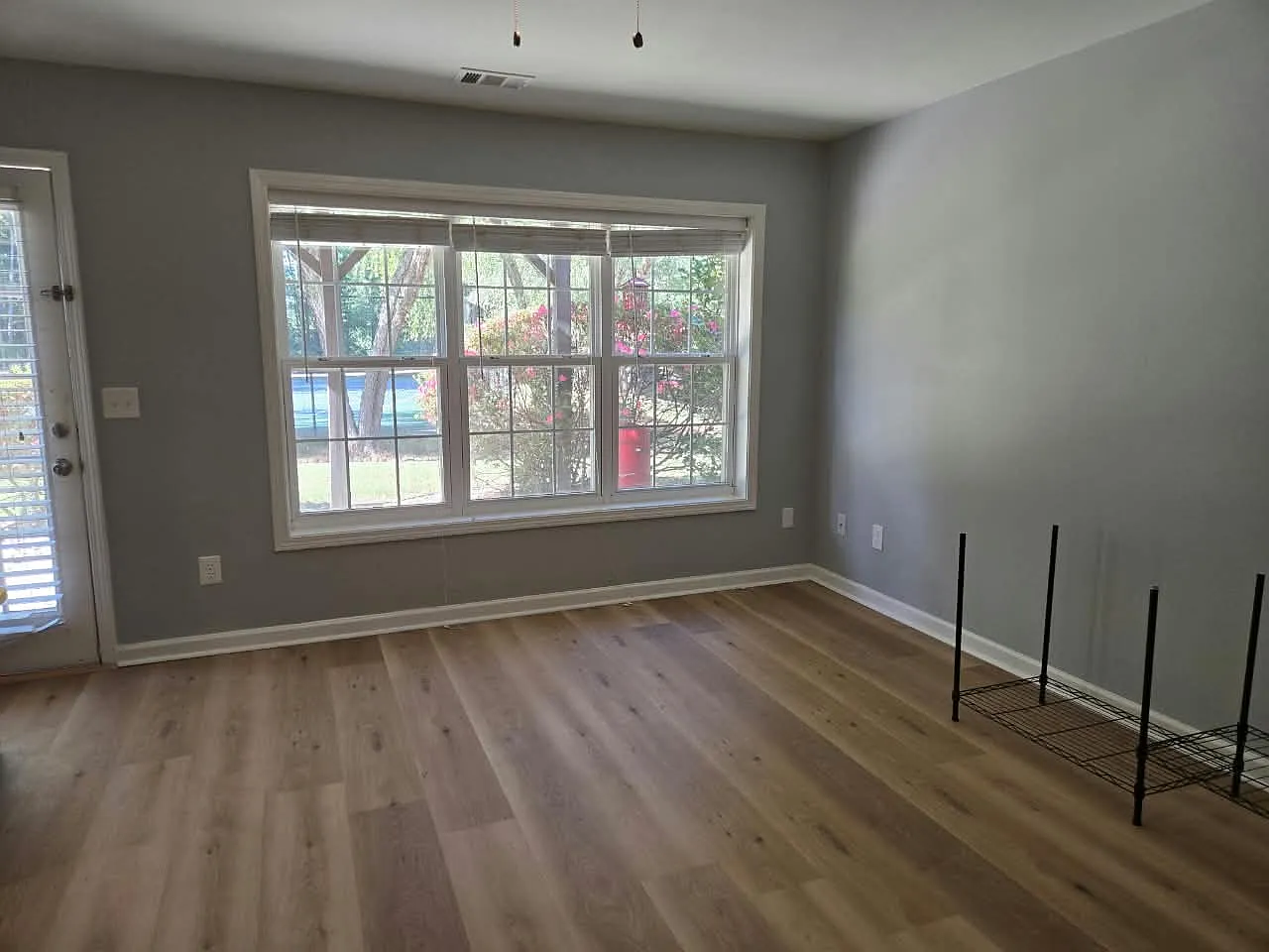 Studio, 400 sqft, $1,600 — Photo 4