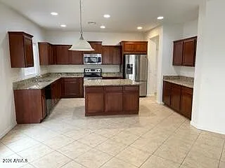 8516 S 55th Dr — Photo 5