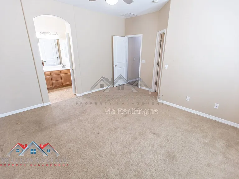 1532 E Apollo Rd — Photo 28