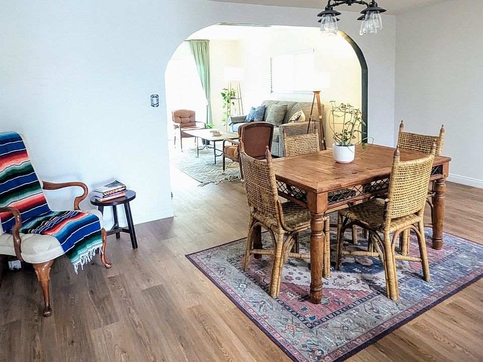 Spacious dining room