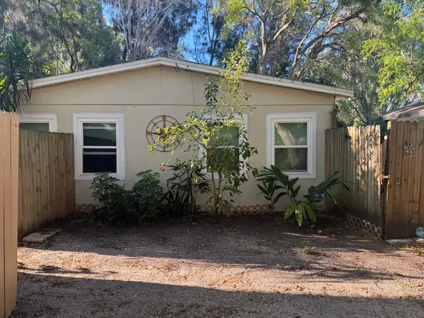 725 New York St #B, Clearwater, FL 33756