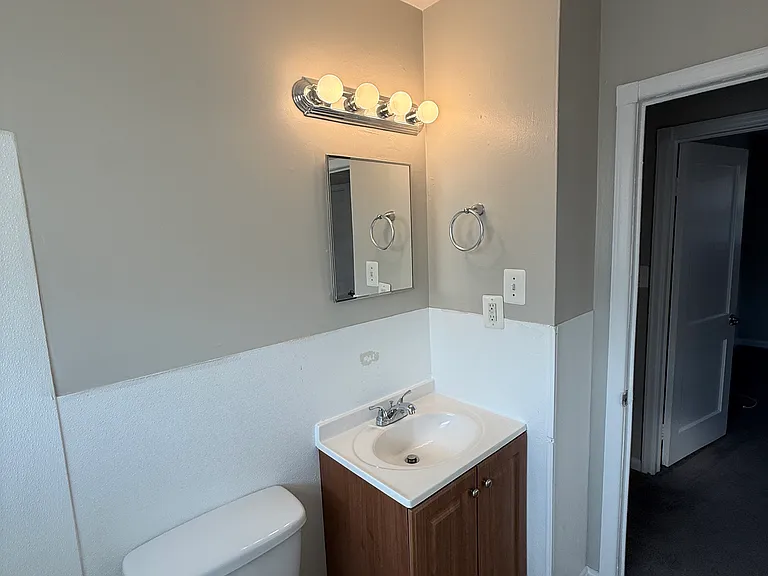 15 Alton St — Photo 12
