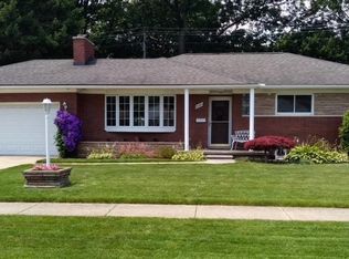23185 Raven Ave, Eastpointe, MI