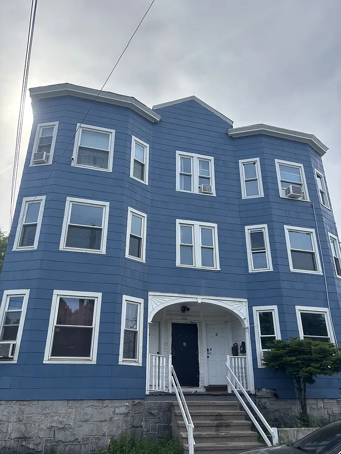 3 bed, 1.0 bath, $1,850 — Photo 1