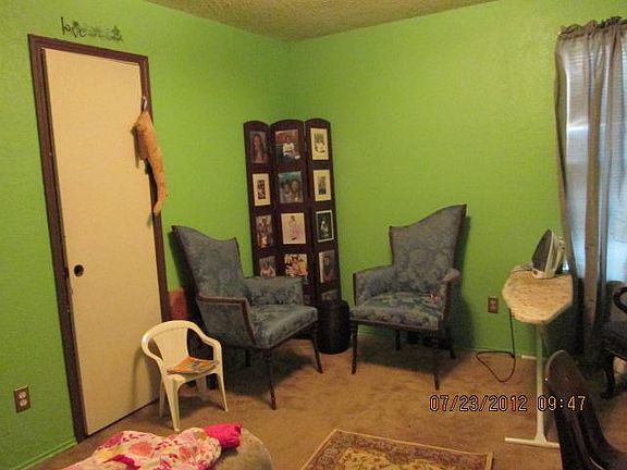 2nd image of 205 Royal Field Dr
