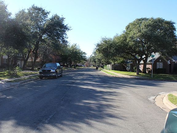 4th image of 2502 Field Lark Dr