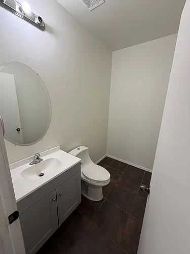 744 N Highlands Grove Ln Photo 1