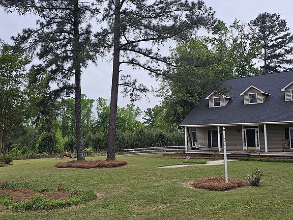 3rd image of 1717 Grady Saunders Rd