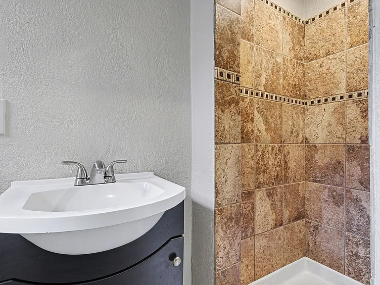 3602 W Colorado Ave #101 — Photo 18