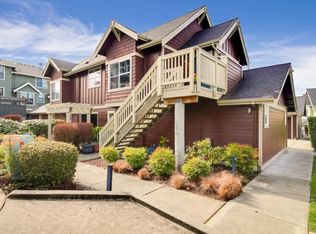 1888 NE Kenyon Ct #26B, Issaquah, WA 98029