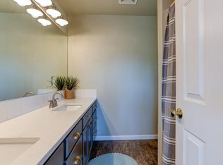 1494 NE Rumgay Ln, Bend, OR 97701