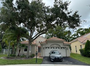 1340 Seabay Rd, Fort Lauderdale, FL 33326