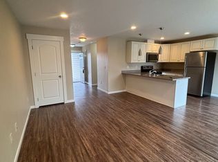 10423-10425 E Maxwell Ln, Spokane, WA 99206