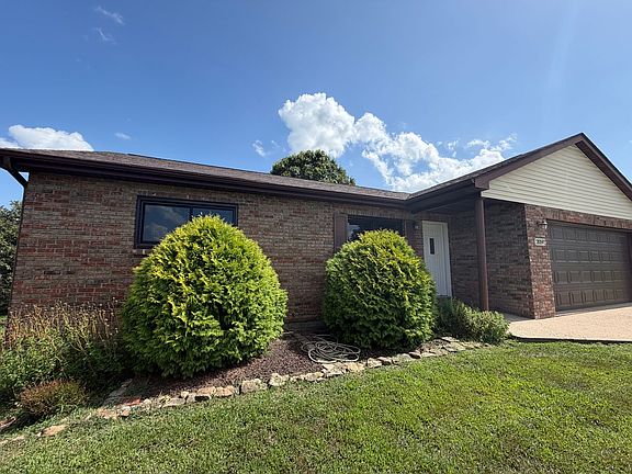 2nd image of 20597 Sedalia Rd