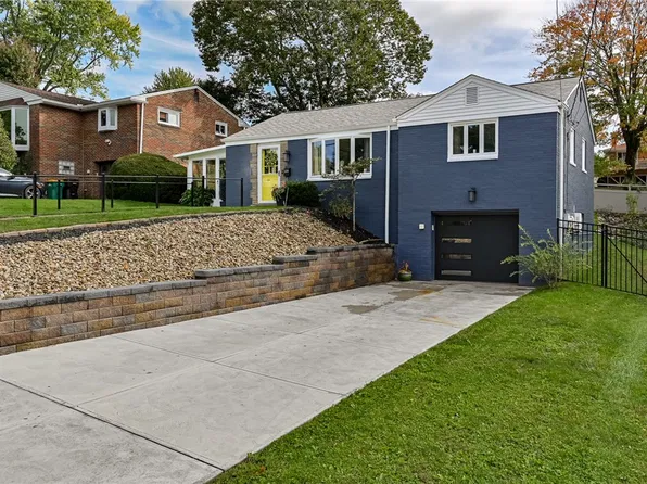 225 Rolling Dr, Pittsburgh, PA 15229