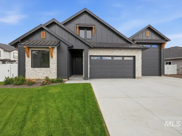 410 W Flour Mill Ct, Middleton, ID 83644