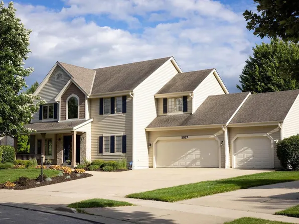 2517 Fox River CIRCLE, Waukesha, WI 53189