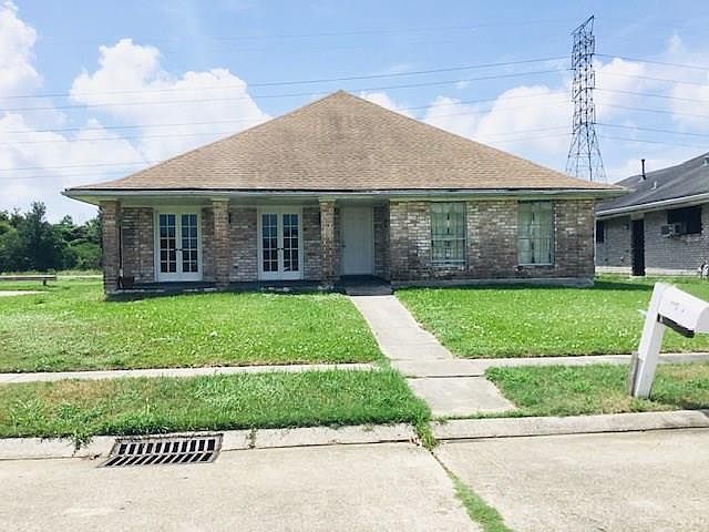 1st image of 5300 Toulon St