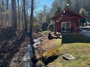 71 Creekside Cv N, Scaly Mountain, NC 28775