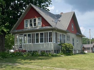 808 Franklin St, Elgin, IA 52141