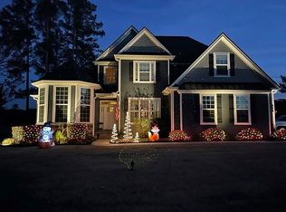 694 Acorn Dr, West Union, SC 29696
