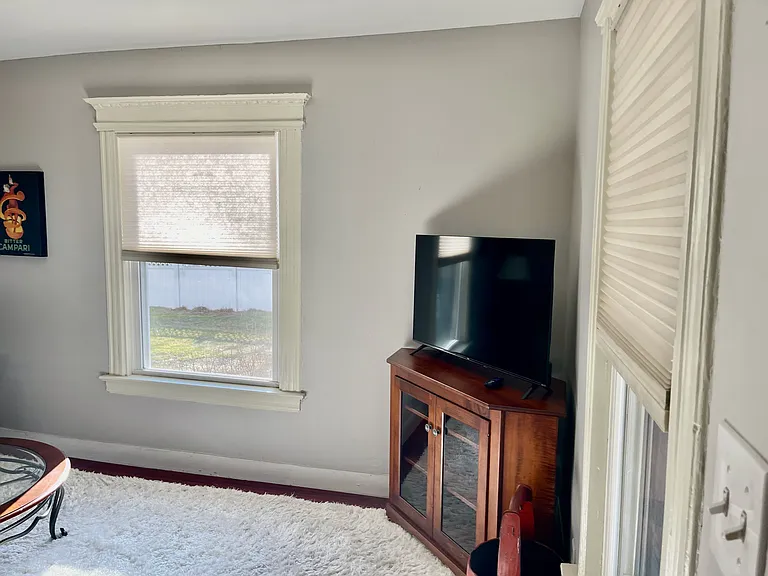 10 Cottage St #1 — Photo 10