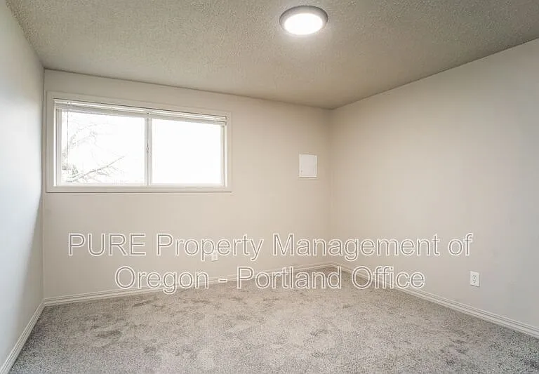 18411 E Burnside St #205 — Photo 9