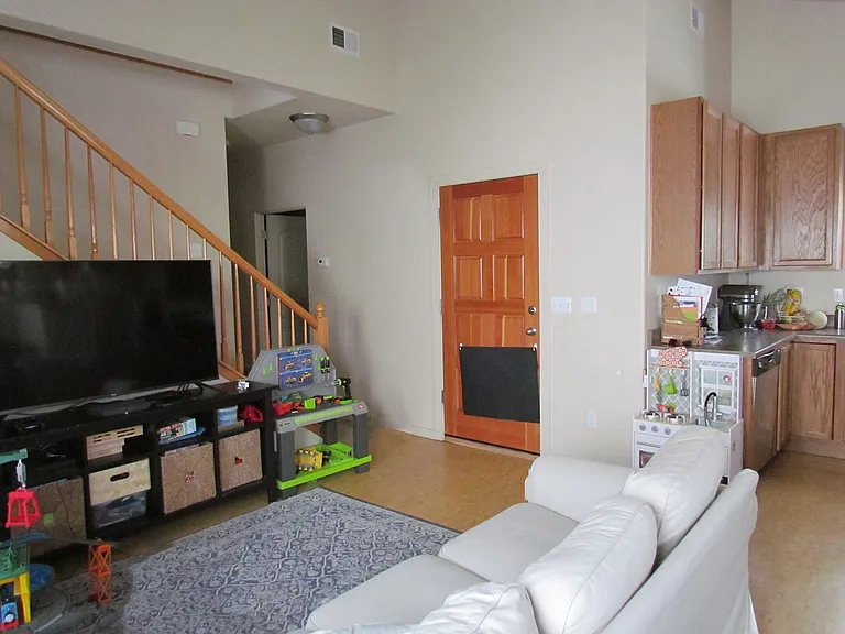 2998 Florence St — Photo 4
